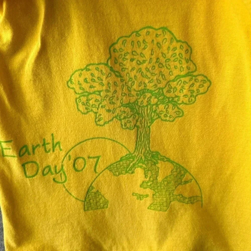 Earth Day Shirt Womens Small Yellow Trees‎ Recycle Nature Short Sleeve 2007